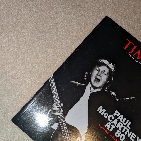 Paul McCartney bundle of 2 magazines - Picture 4 of 13